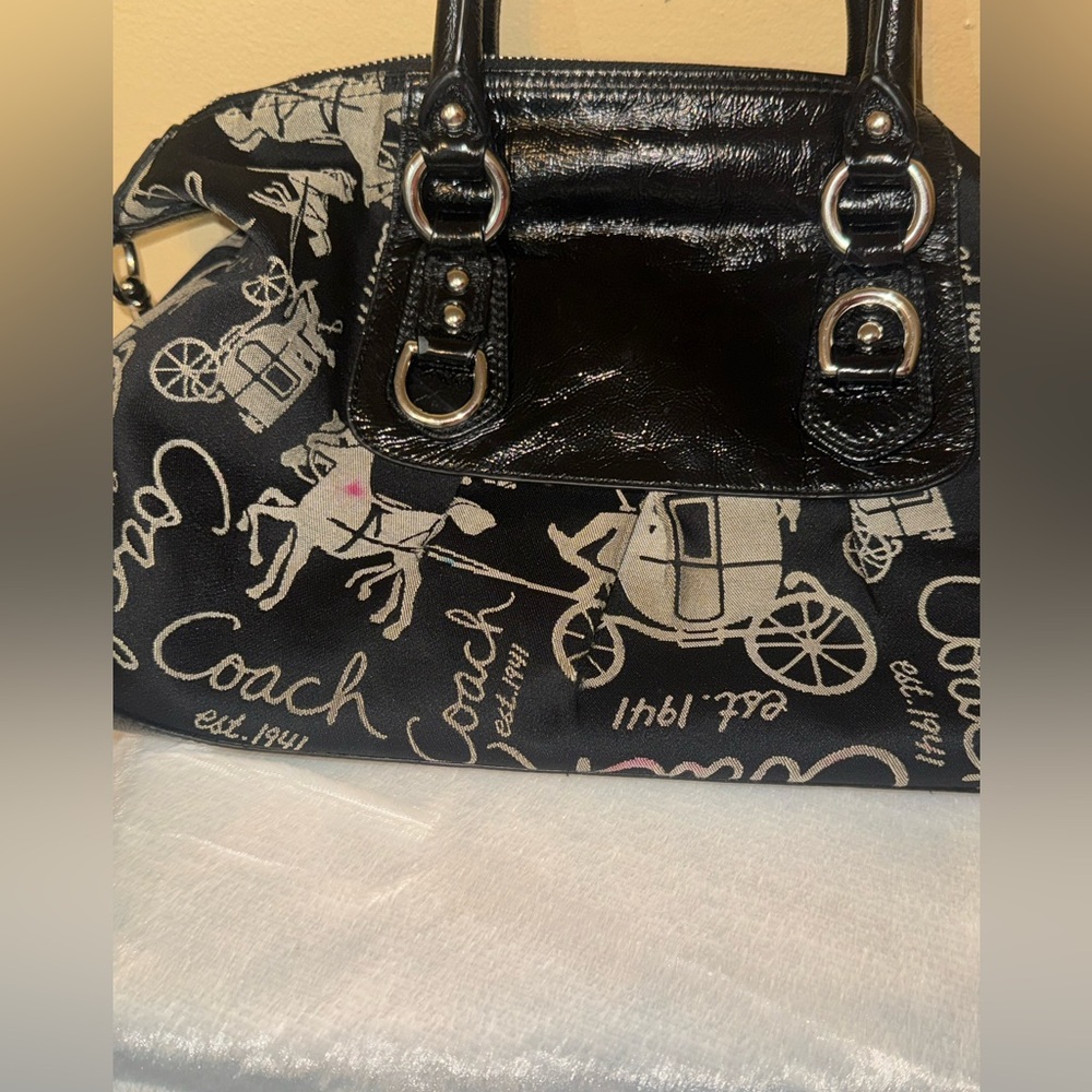 COACH Ashley Horse & Carriage Satchel Handbag w/ Shoulder Strap - Picture 4 of 16